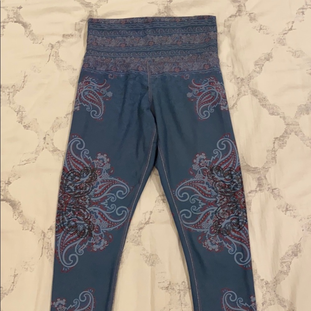 Yoga stretch crop pants XS